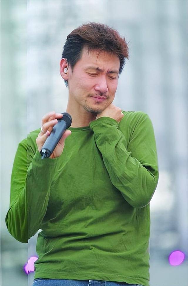 为什么歌神张学友会被学院派指责“唱功不好？”硬核分析！
