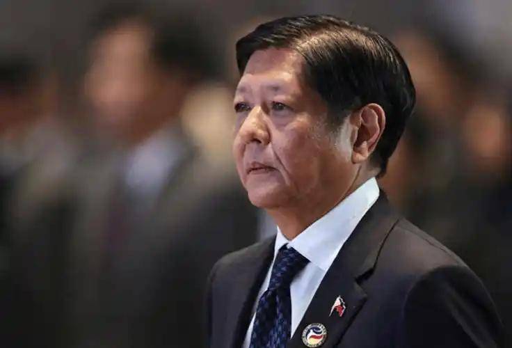菲律宾靠山终于现身！中方担忧成真，南海“大鱼”果然是它，不简单